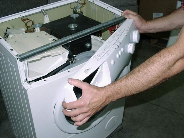 Разборка и ремонт стиральных машин с фронтальной загрузкой